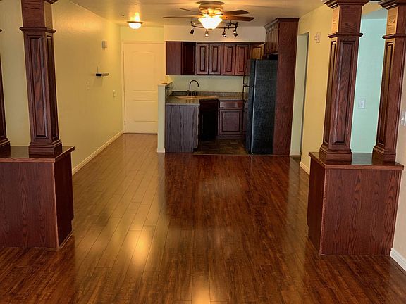 2nd image of 1044 E 400 S APT 404A