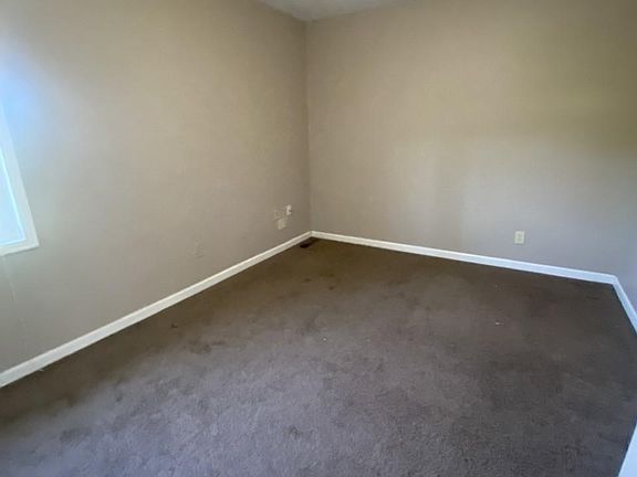 4th image of 235 Greenway St APT 23