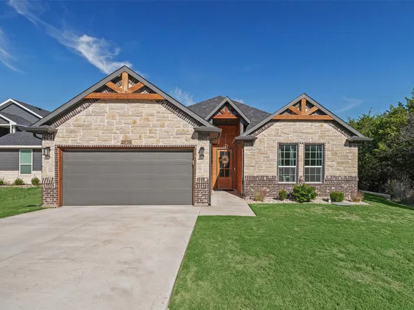 2506 Austin Ct, Granbury, TX 76048