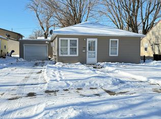 1005 N Hampton St, Fairmont, MN 56031