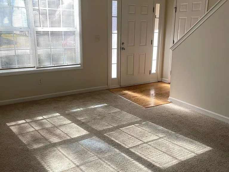 162 Alton Cir — Photo 2