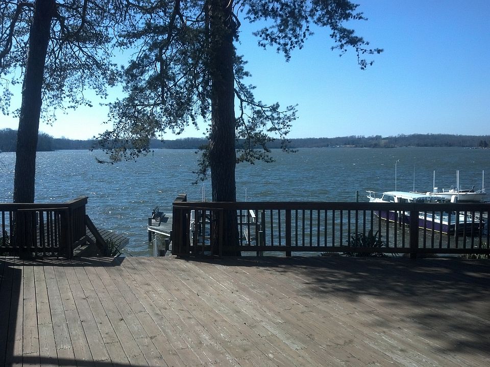 Relax on private deck!