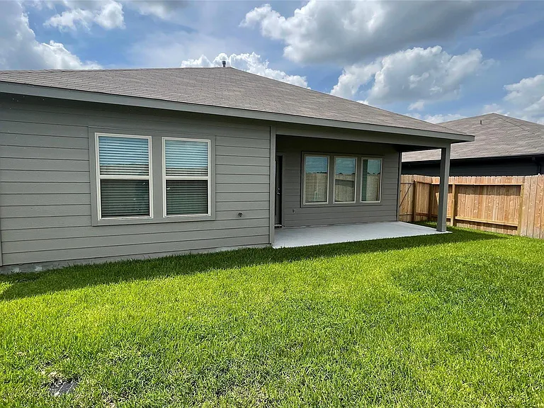 12418 Pelican Bay — Photo 27