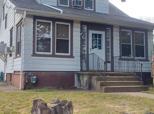 514 Bridgeboro St, Riverside, NJ 08075