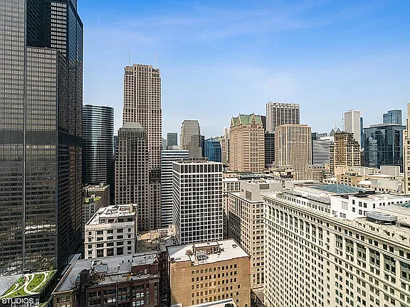 235 W Van Buren St #3720 — Photo 10