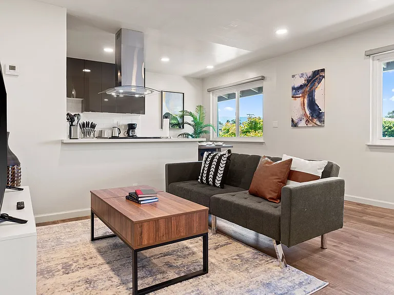Dunster Dr Apartments, Five Minute Walk to Downtown Campbell — Photo 19