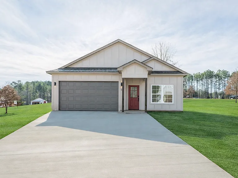 16 Deer Park Cv — Photo 1