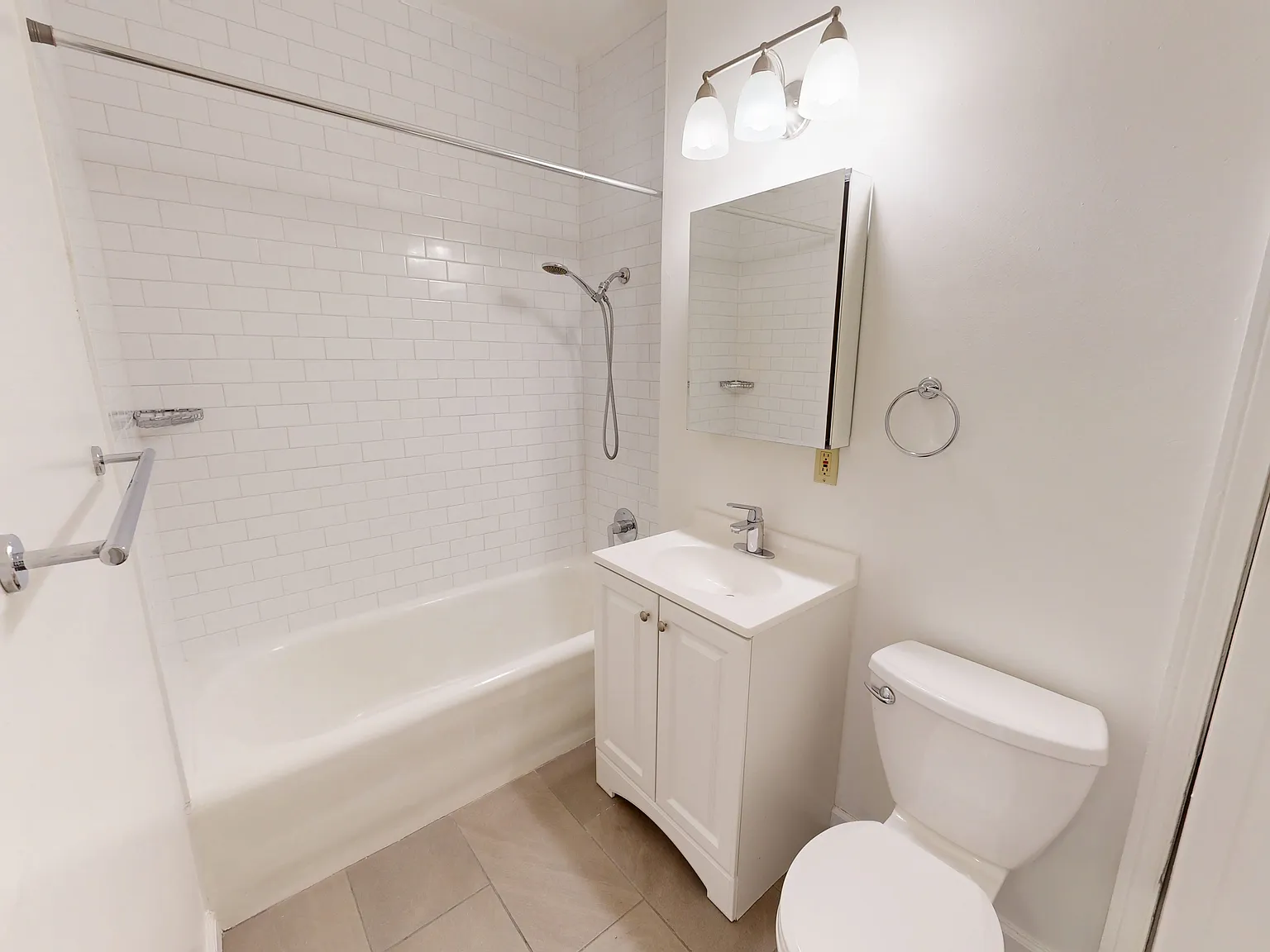 845 California Street — Photo 3