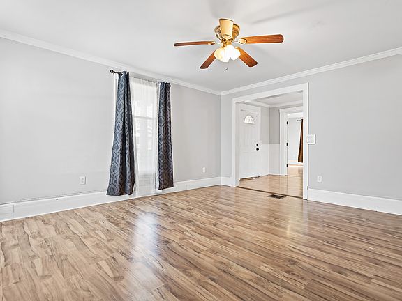 5th image of 1309 Batts Blvd