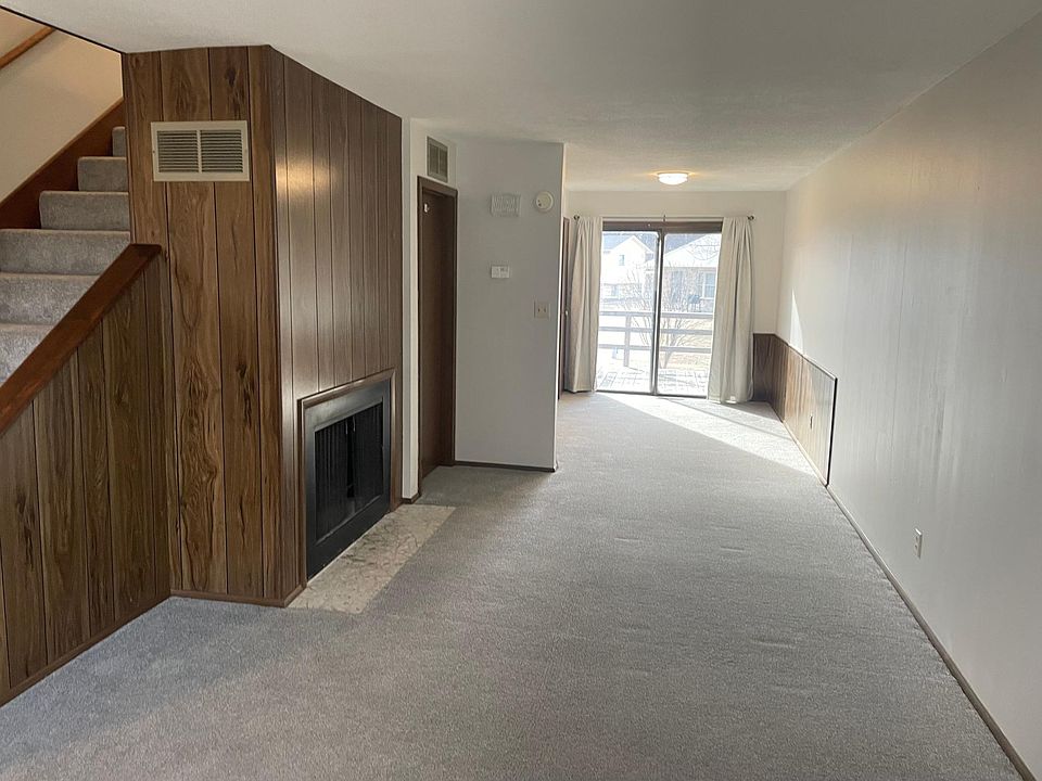 111 Lynn Ln Newton KS Zillow