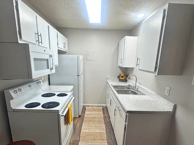 Jackson Way Apartments — Photo 8