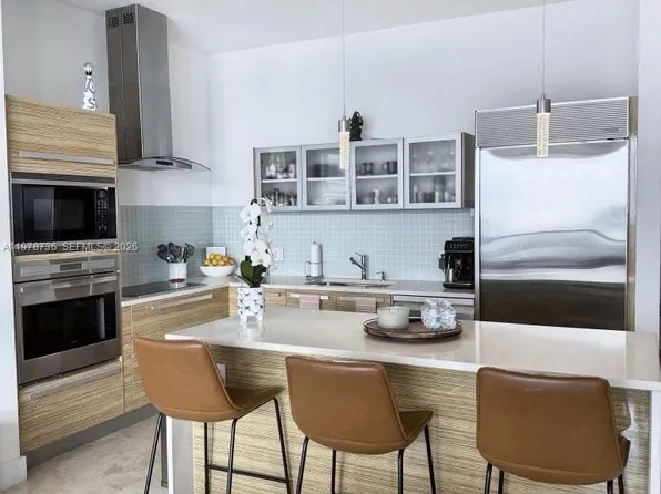 2020 N Bayshore Dr, Miami, FL