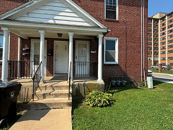 4th image of 100 E 28th St APT A