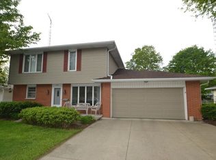 405 S Tara Ln, Muncie, IN 47304