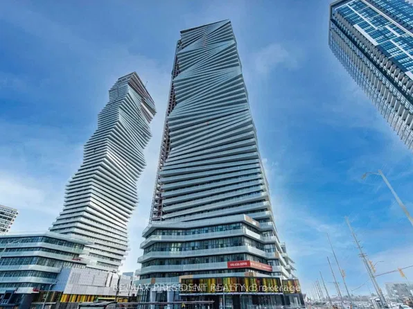 3900 Confederation Pkwy, Mississauga, ON