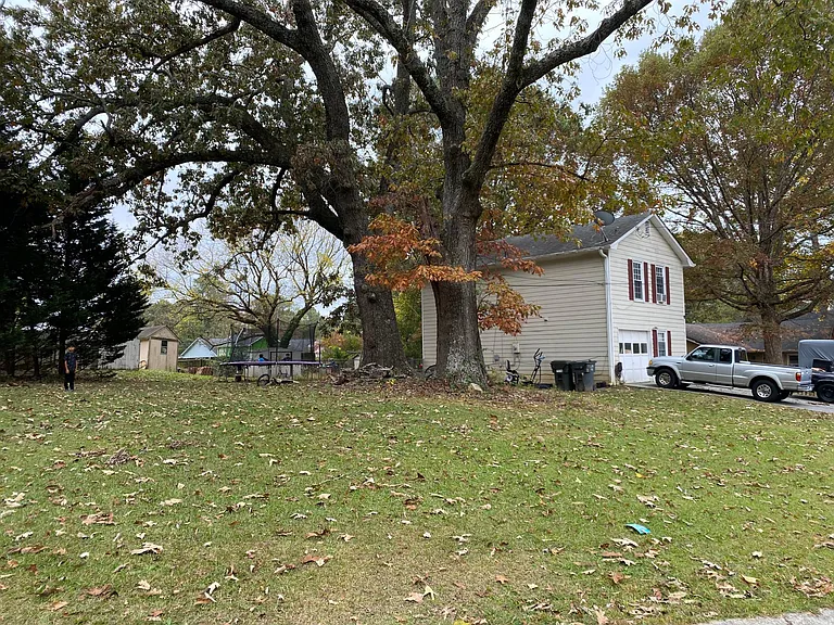 5598 Charmaine Bnd — Photo 4