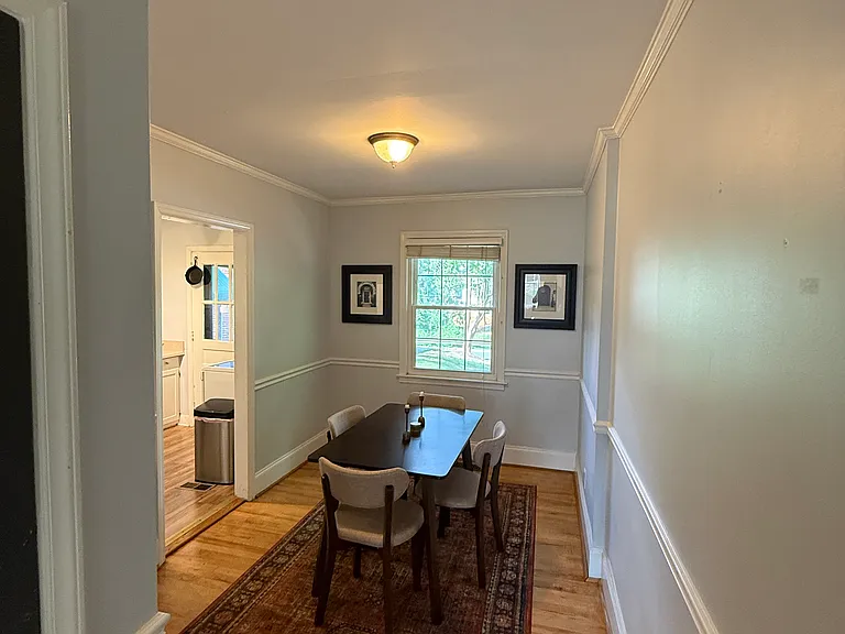 200 N Laurel Ave #11B — Photo 5