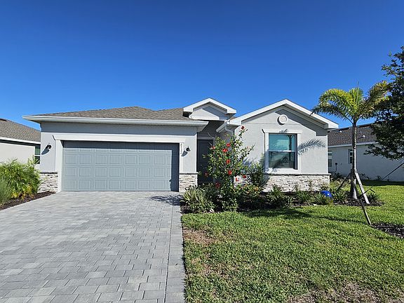 8732 Coco Bay