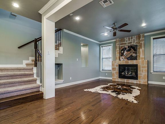4th image of 322 Funston Pl