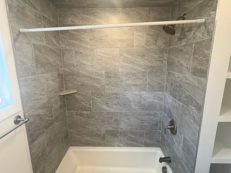 217-219 Washington St #3R — Photo 6