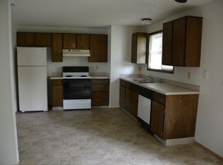 2021 NE Thomas St, Hillsboro, OR