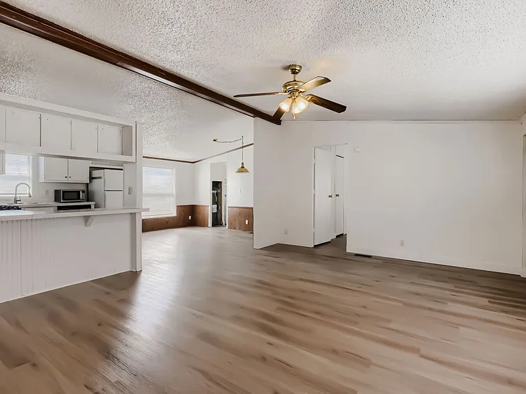 6105 Berthelot Ln — Photo 2