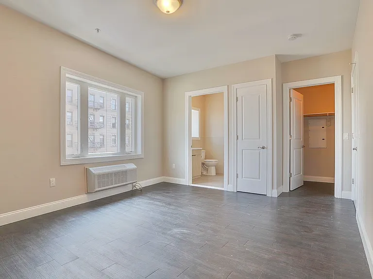 3611 Park Ave #303 — Photo 9