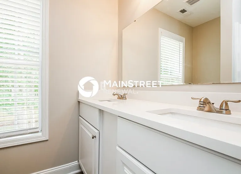 2155 Charles Towne Ct — Photo 19