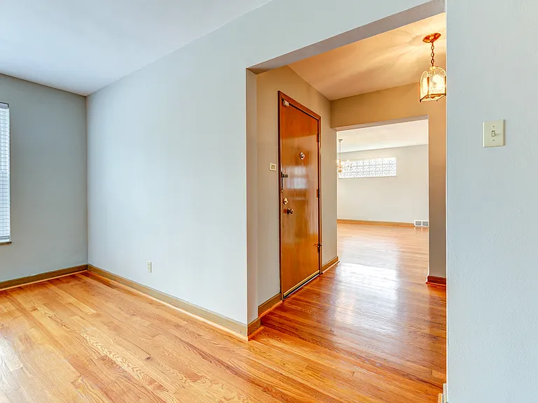 8710 Delmar Blvd #2F — Photo 9