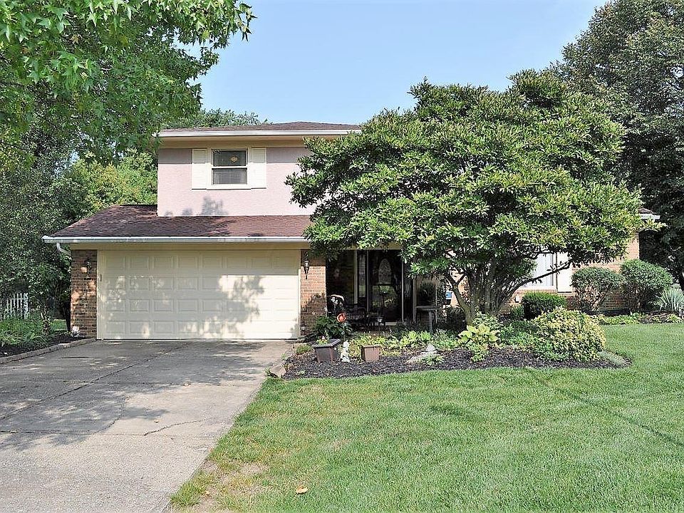 1st image of 434 Pickering Dr