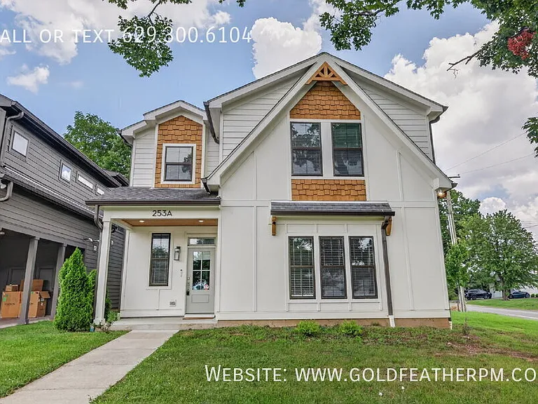 253A Riverside Dr — Photo 2