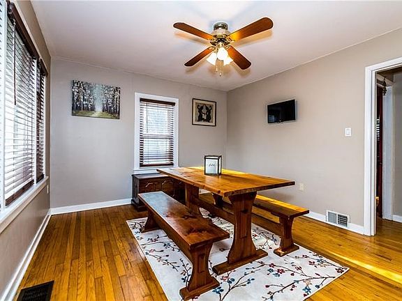 Gorgeous hardwoods, window trim and treatments!