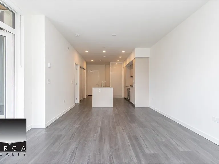 1500 Scott Cres #406 — Photo 7