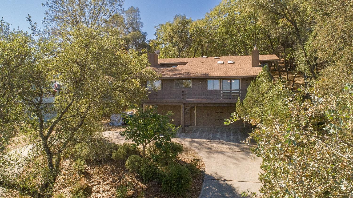 Blue Border chocoNekoβ 19744 Echo Blue Dr, Penn Valley, CA 95946 | Zillow