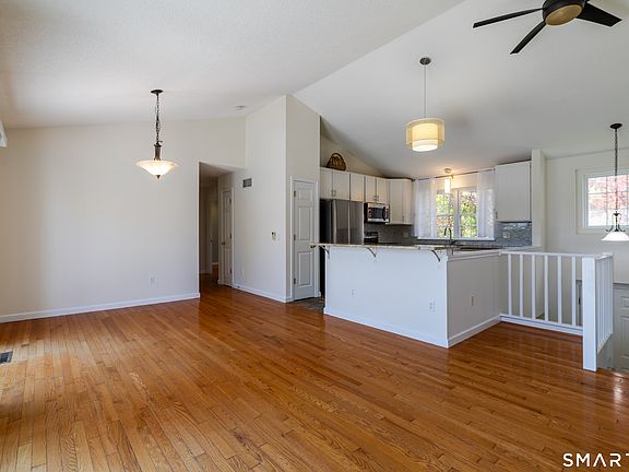 5th image of 226 Noank Ledyard Road