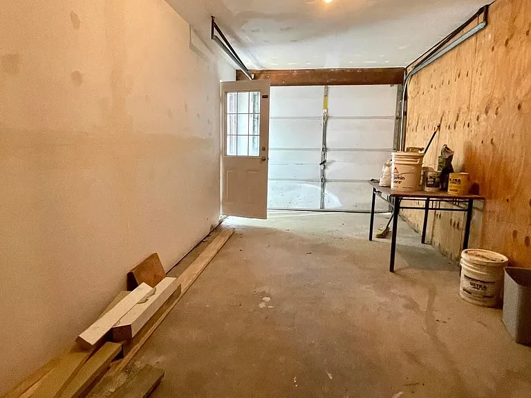 531 1/2 G St NW — Photo 9