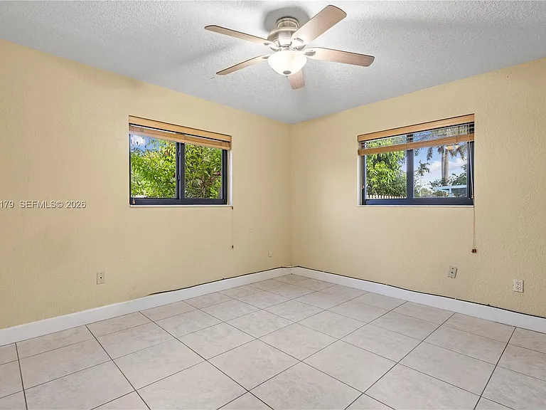 12580 SW 248th Ter — Photo 7