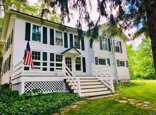 5622 Fossil Rock Rd, Chittenango, NY 13037