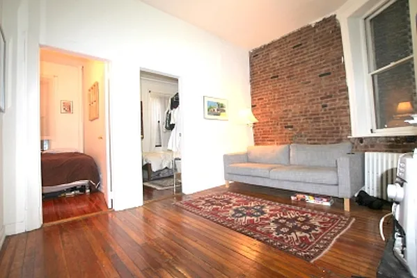 Rented by Citi Habitats | media 32