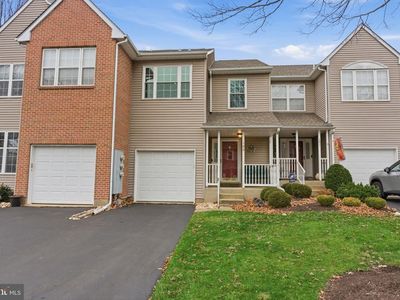 100 Bishops Gate Ln, Doylestown, PA, 18901