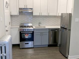 520 W Cornelia Ave #3M, Chicago, IL 60657