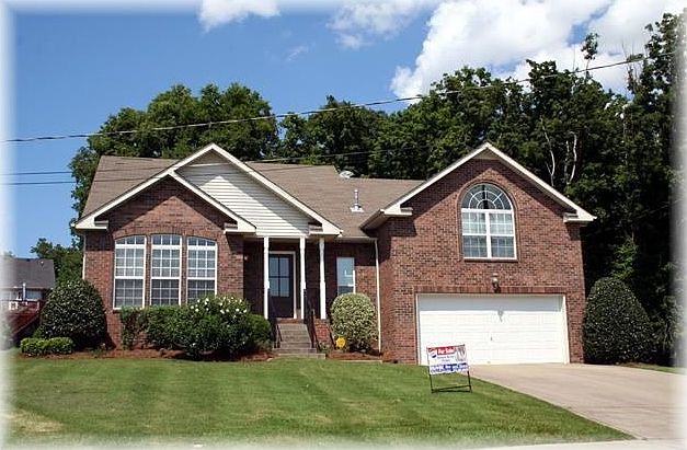 1st image of 107 Wessex Ct