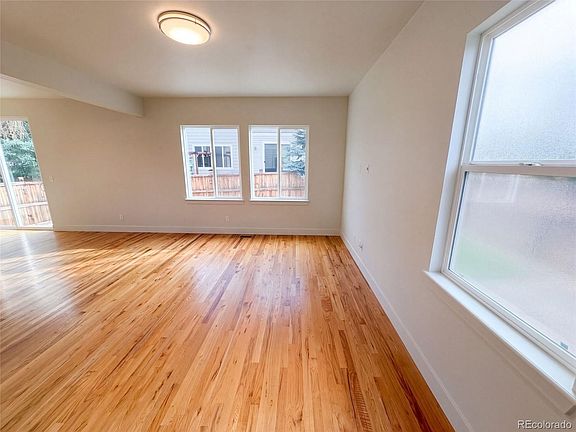3rd image of 10469 Rutledge Street