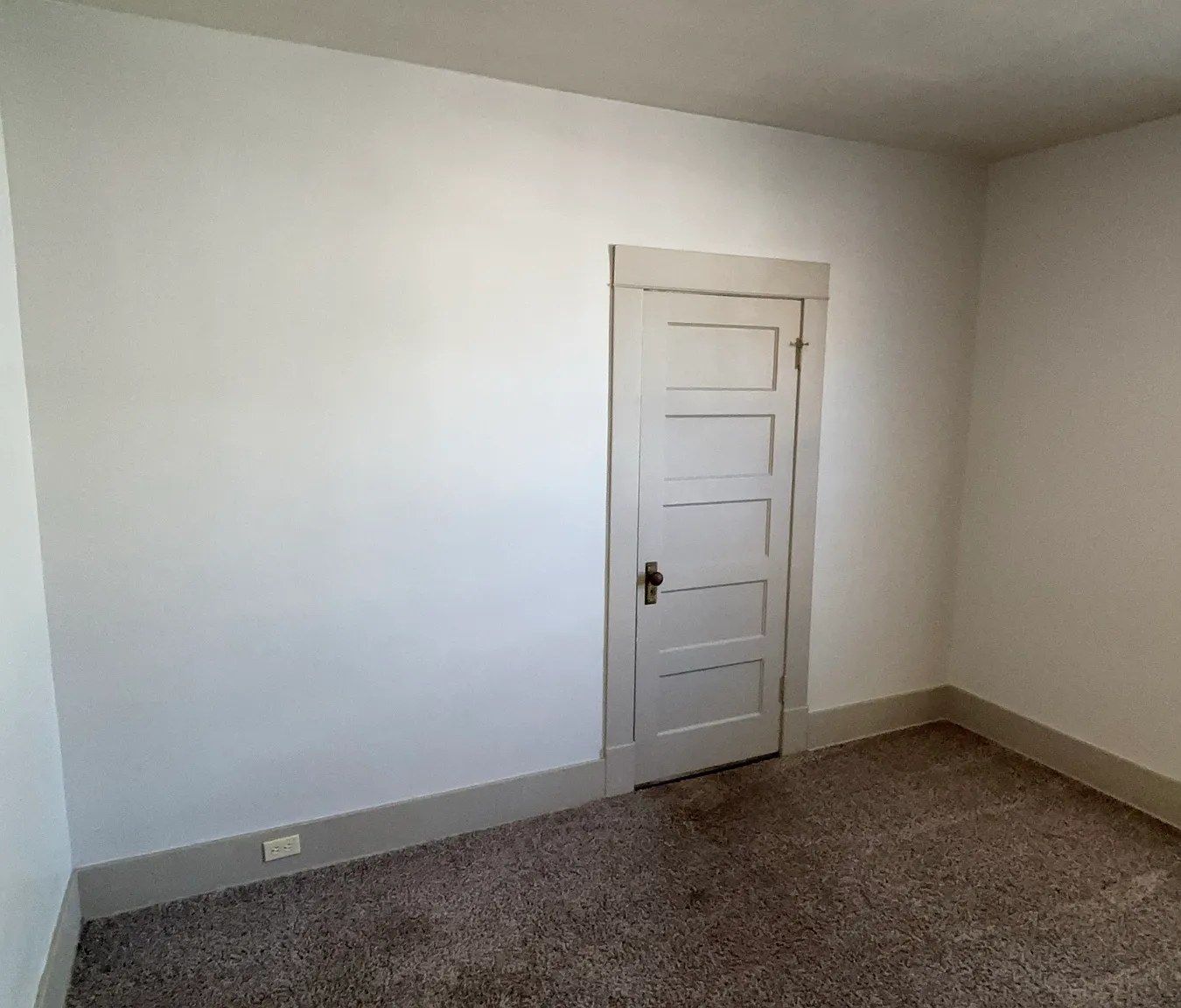 2 bed, 900 sqft, $1,250 — Photo 3