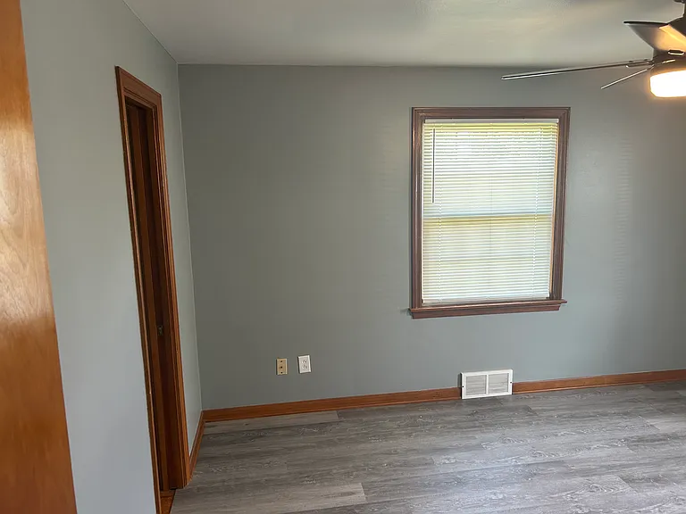 520 Forsythe Ave — Photo 8