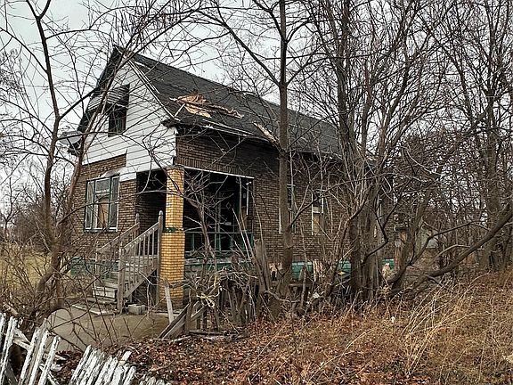 2nd image of 5659 Frontenac St