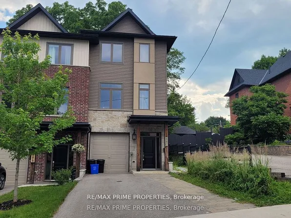 88 C Clapperton St, Barrie, ON L4M 3G2