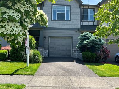 3624 E Oak Grove St, Newberg, OR, 97132