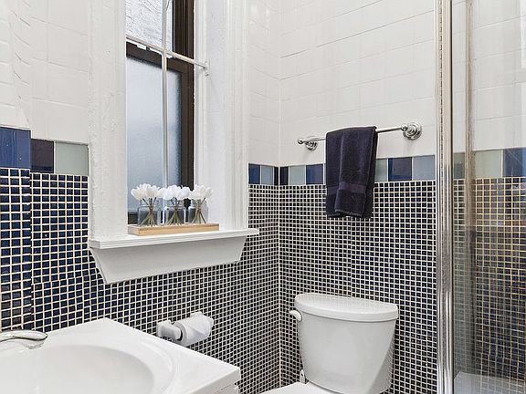 5th image of 531 E 83rd St APT 5C