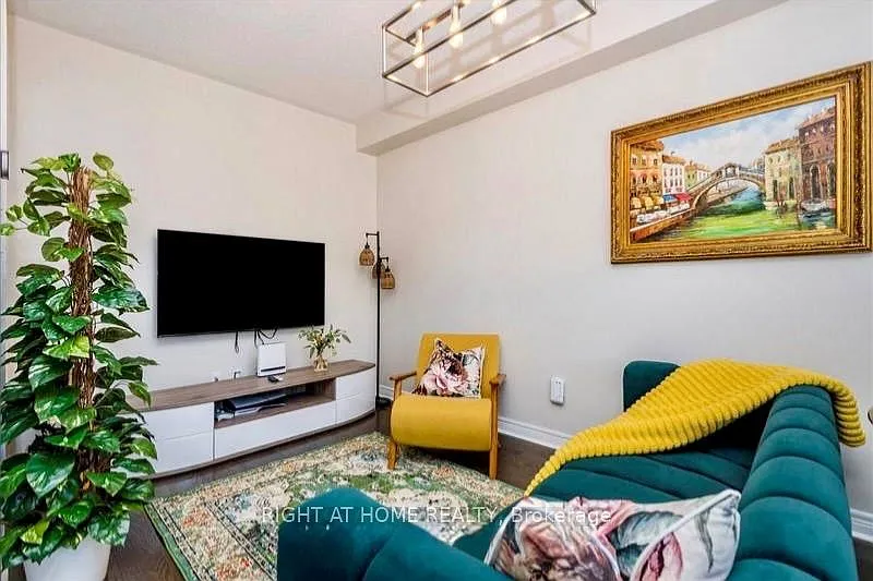 3 bed, $2,500 — Photo 3